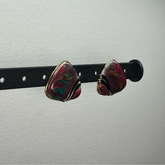 Vintage Gold Tone and Purple/Green Enamel Stud Earrings - Picture 8 of 9